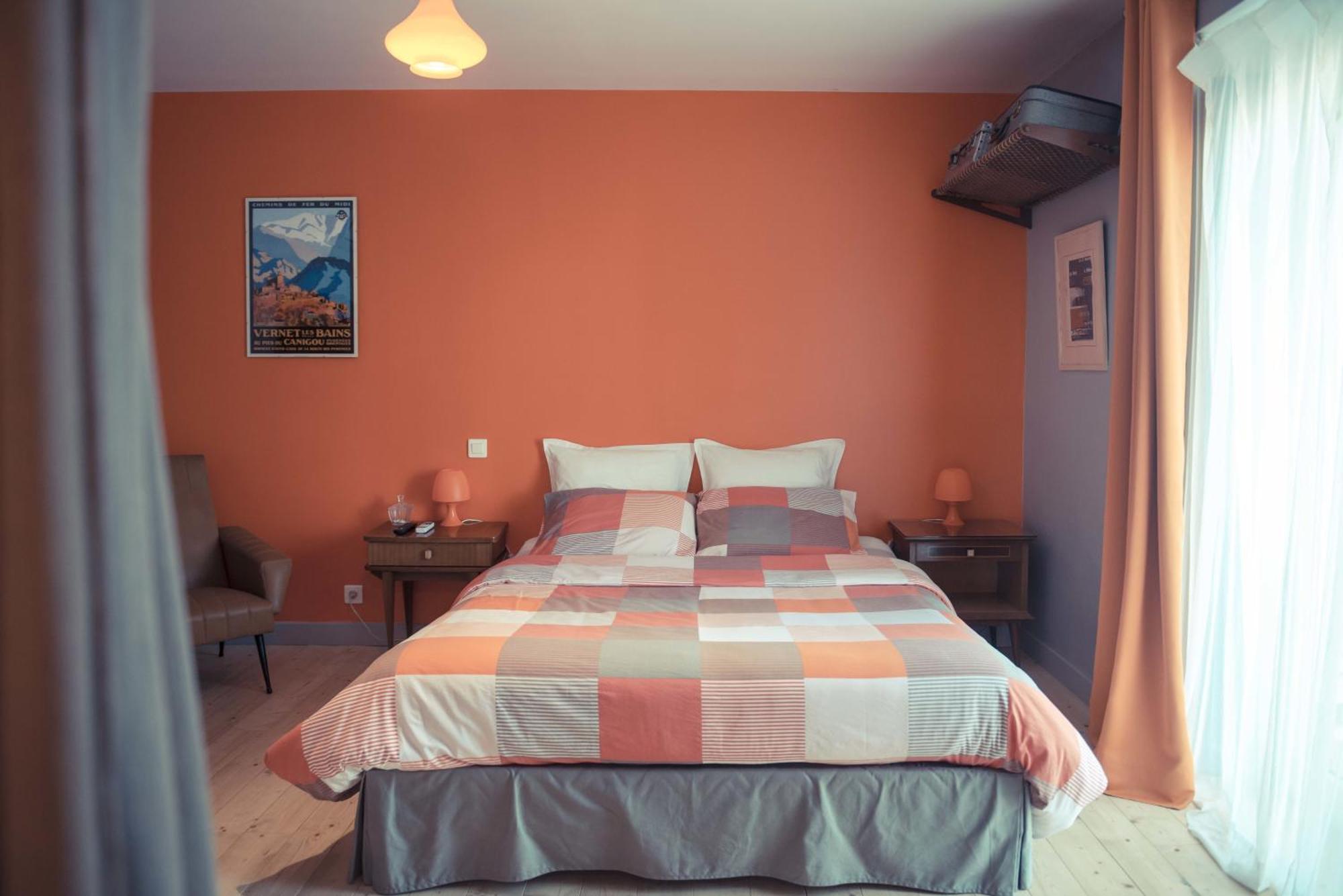 La Gare De Millas Chambres D'Hotes Room photo